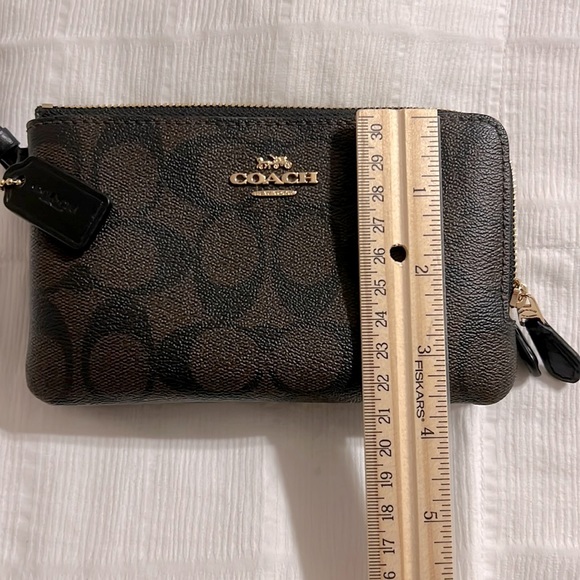 Coach Wristlet Signature Monogram Classic Brown double Zipper wallet - Picture 5 of 11
